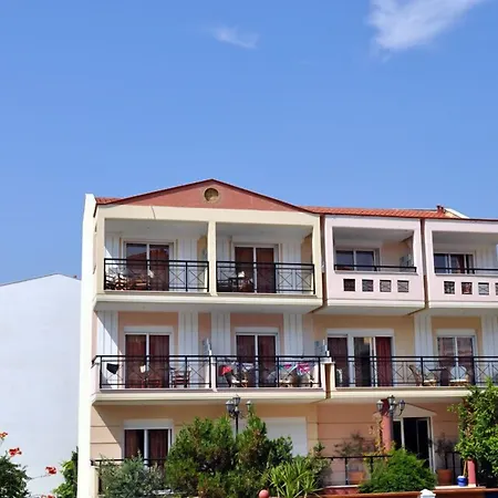 Appart hôtel Limenaria Beach 2*